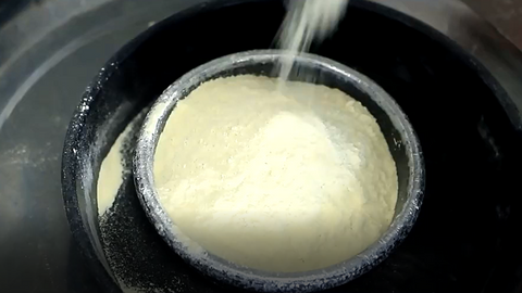 Vital Wheat Gluten - powder.png